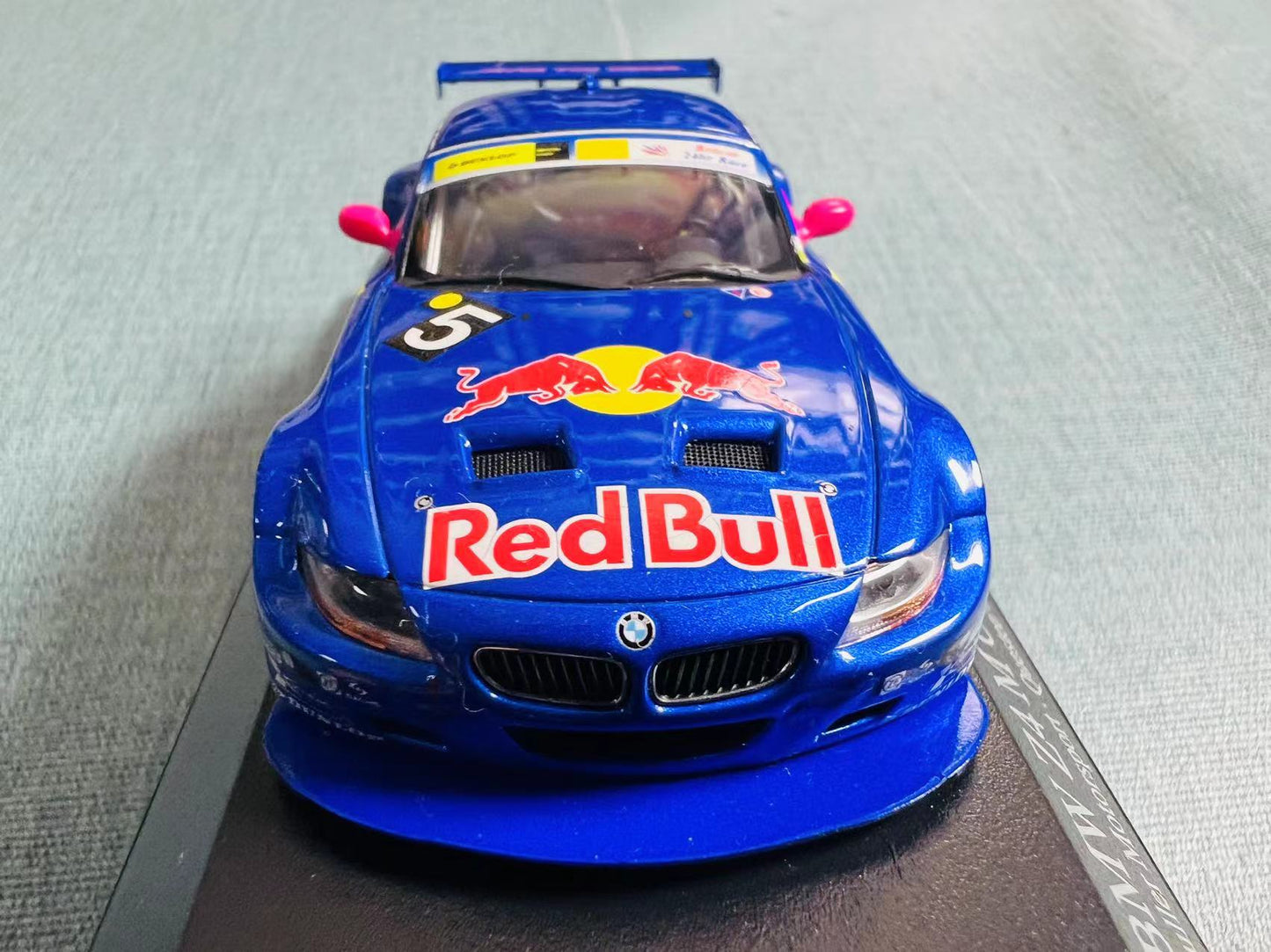 Discontinued Super Rare Vintage Minichamps 1/43 diecast model BMW Z4 M Coupe Red Bull