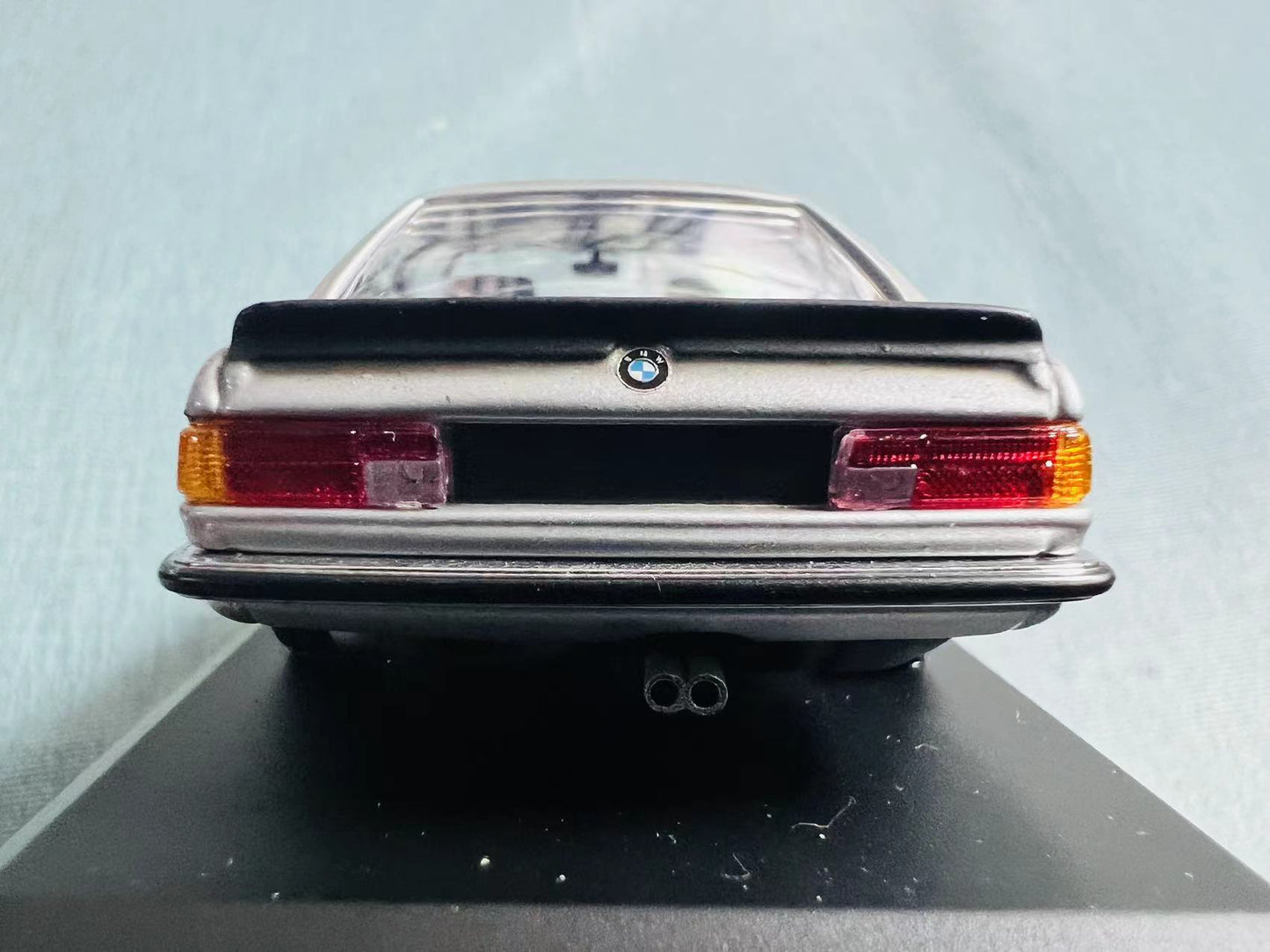 Super Rare Original Minichamps 1/43 diecast model BMW 6 Serious 635 CSi 1982 Silver out of print