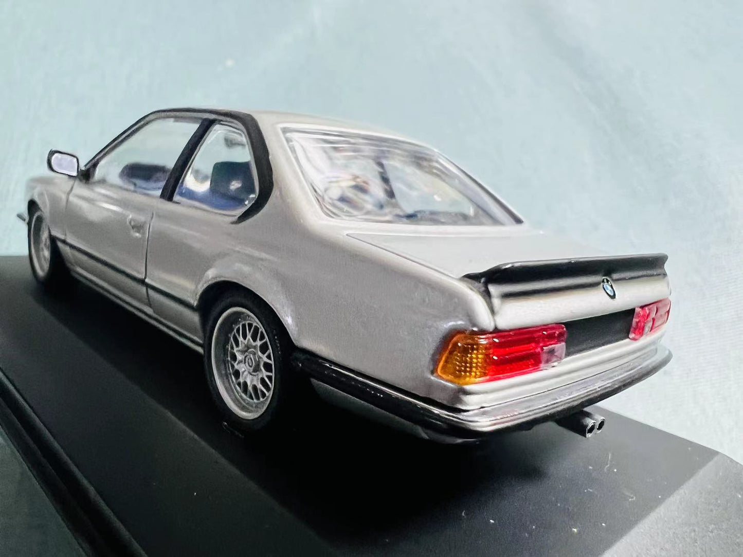 Super Rare Original Minichamps 1/43 diecast model BMW 6 Serious 635 CSi 1982 Silver out of print